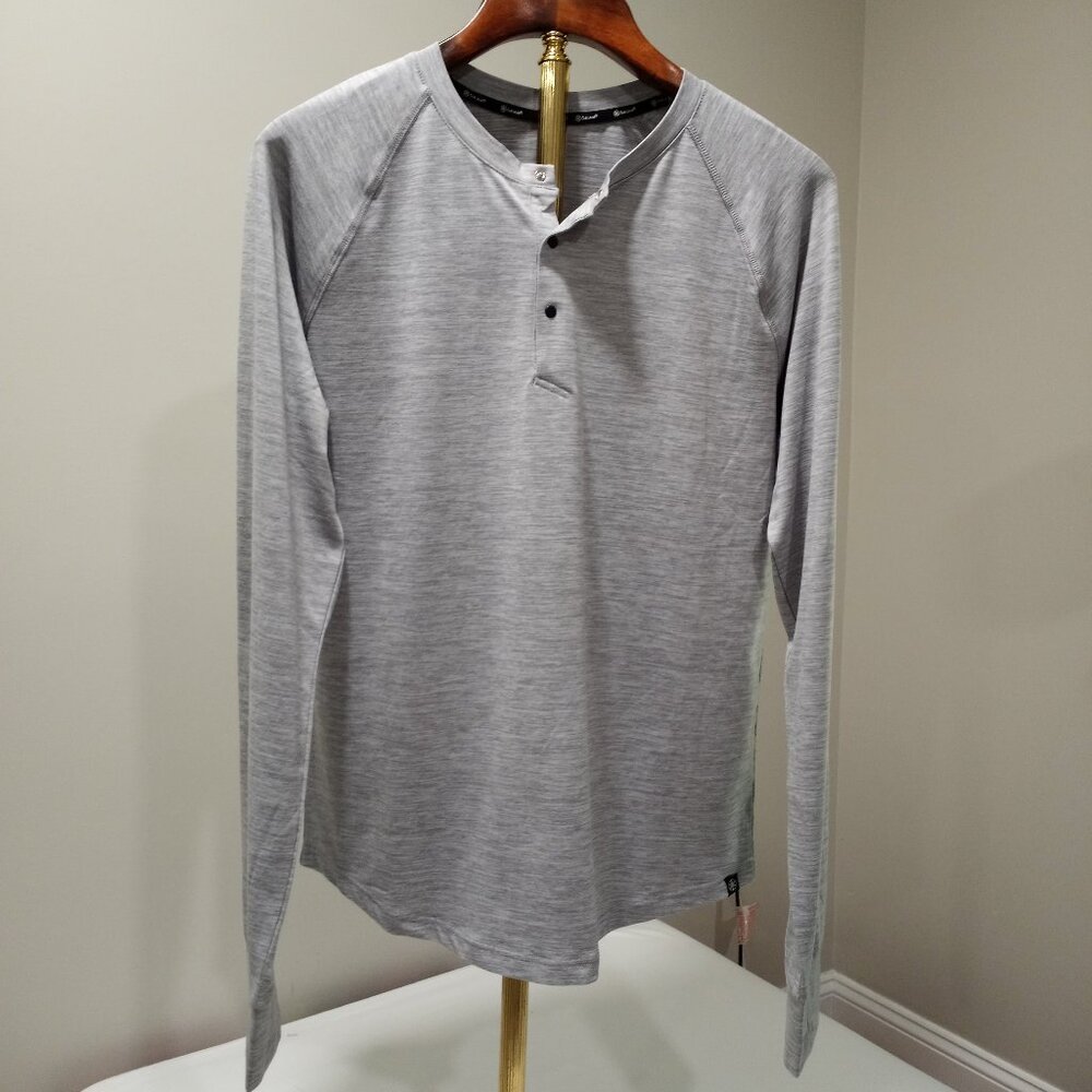 GAIAM GREY LONG SLEEVE ATHLETIC SHIRT WITH THUMB HOLE MEN SIZE L
